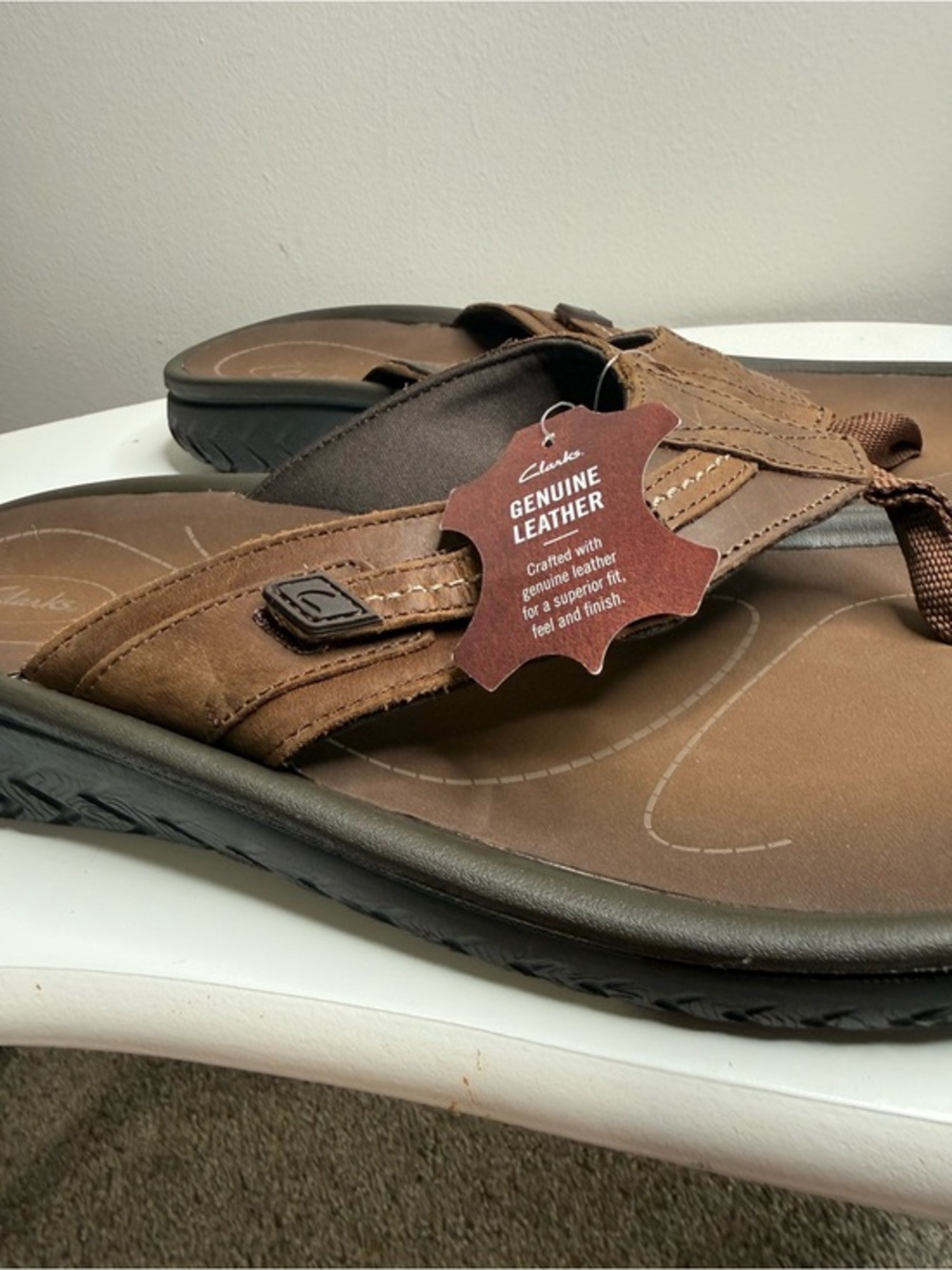 Clarks Men’s Brown Leather Thong Sandals